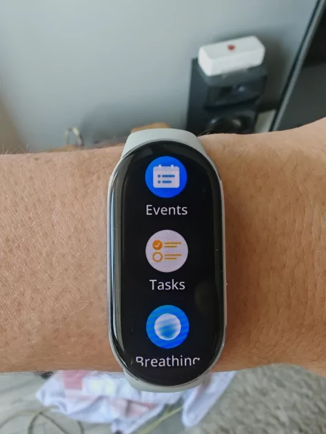 Это лучший Mi Band из всех — исправили главную проблему. Обзор Xiaomi Smart Band 10 — Умные функции, фитнес и мониторинг здоровья. 3