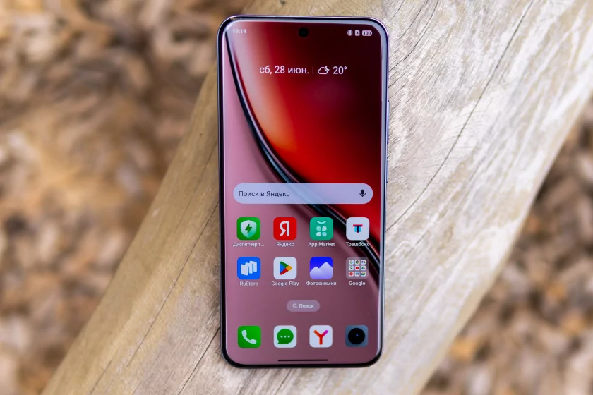 Этот смартфон подвинул всех на российском рынке: обзор realme P3 Ultra — Дисплей. 3