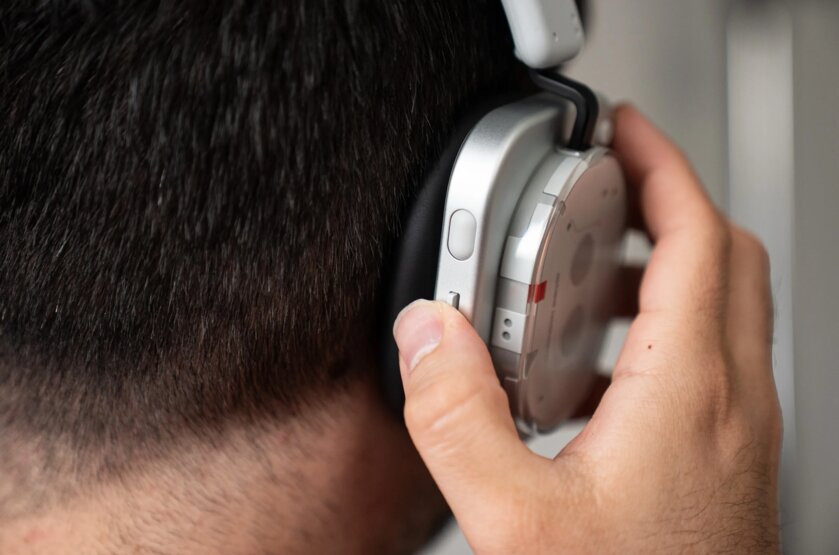 Эти наушники действительно удивляют! Состоялся релиз Nothing Headphone (1)