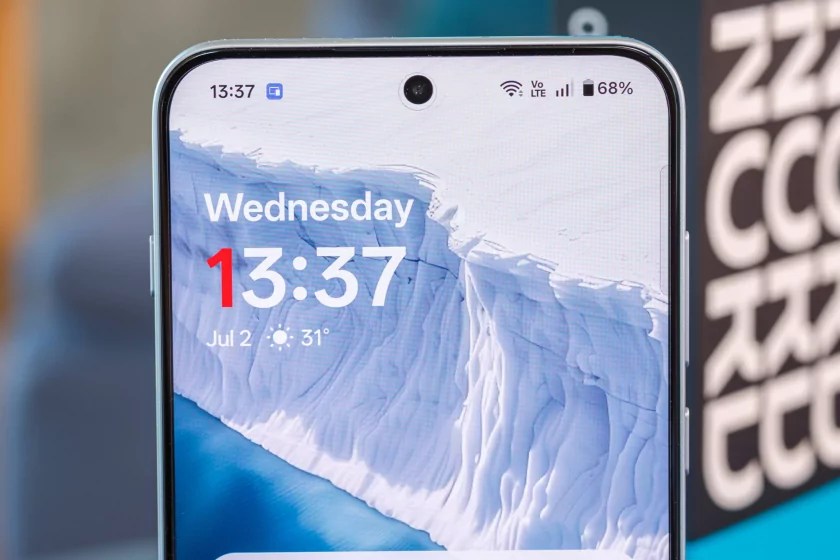Обзор OnePlus Nord 5 — умудрились сделать и хуже, и лучше одновременно. Вот что из этого вышло — Дизайн. 3