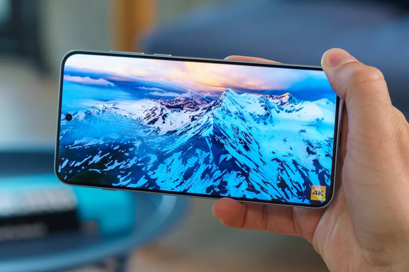 Обзор OnePlus Nord 5 — умудрились сделать и хуже, и лучше одновременно. Вот что из этого вышло — Дисплей. 1