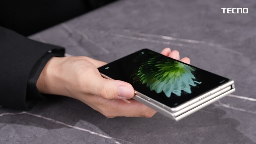 TECNO показала свою «трикладушку» Phantom Ultimate G Fold: она очень тонкая