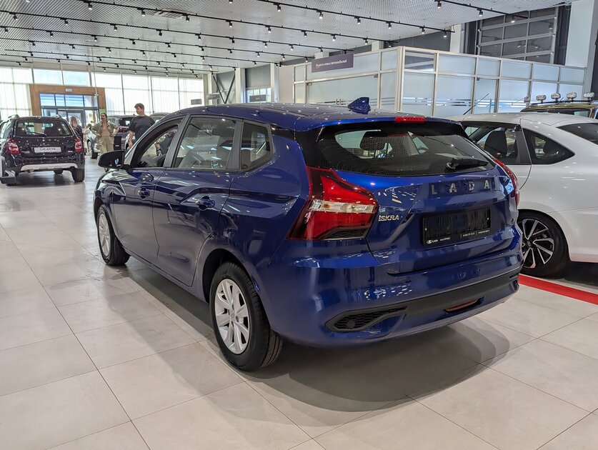 Старт продаж Lada Iskra. Не мог такое пропустить!