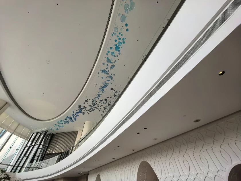 Универсальный телевик и классные портреты: оцениваю фотовозможности HUAWEI Pura 80 Ultra