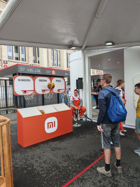 На фестивале VK Fest представили интерактивную зону Xiaomi: с умными гаджетами, фотозоной и не только