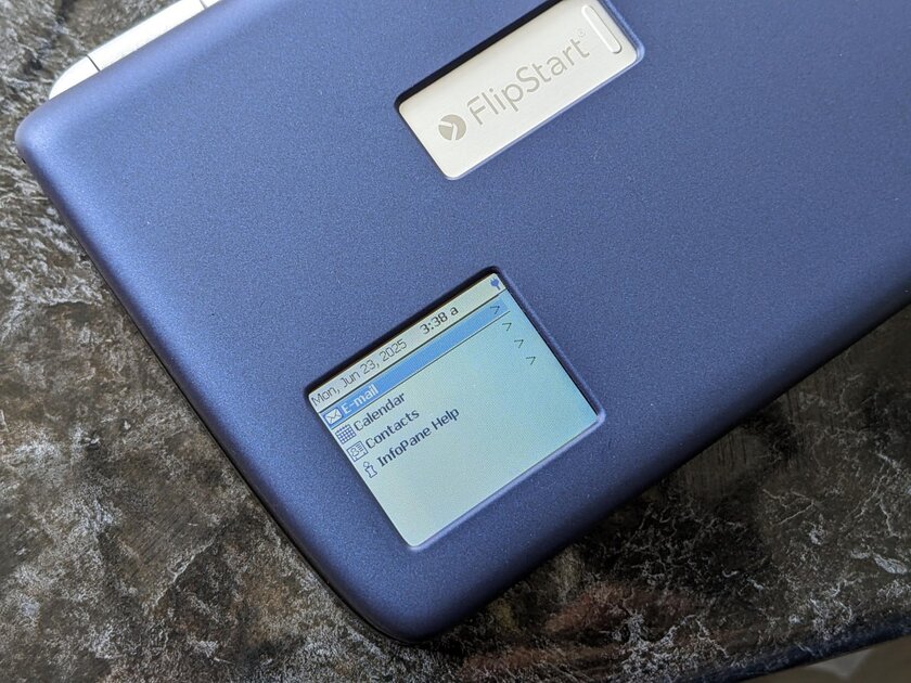 Vulcan FlipStart — дичь-девайс от сооснователя Microsoft