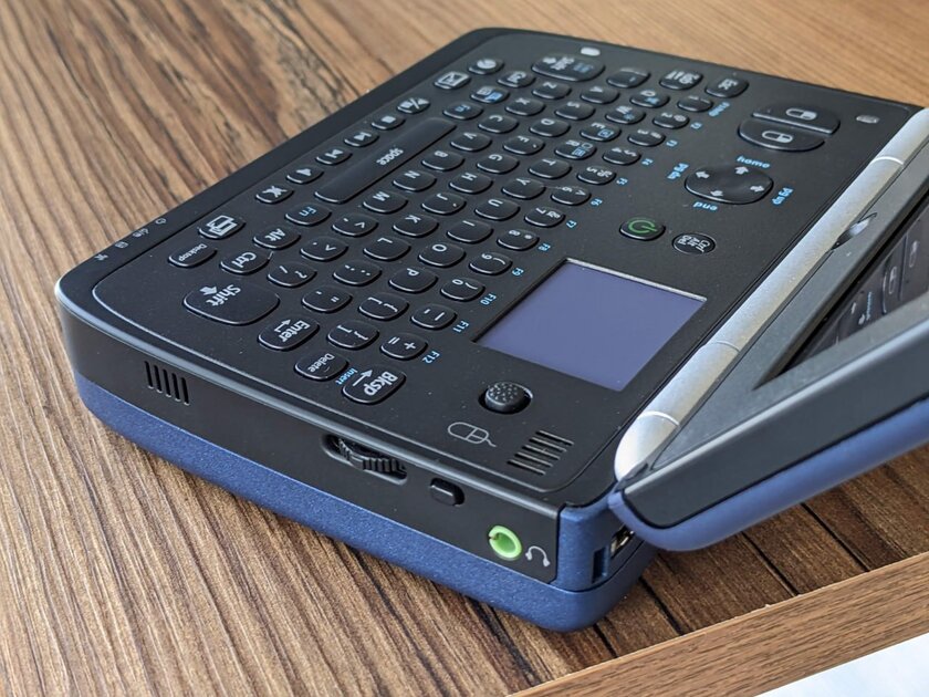 Vulcan FlipStart — дичь-девайс от сооснователя Microsoft