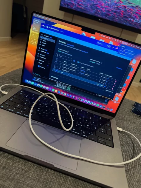 Владелец MacBook нашёл источник бесконечной энергии: нужен лишь кабель Type-C