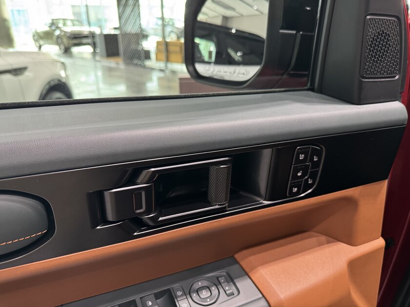 KIA Tasman— Странный снаружи, добрый внутри?