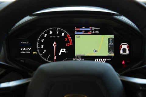 Lamborghini Huracan - что он тут делает?