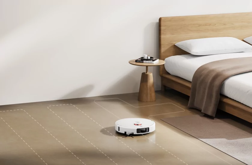 В России появились новые телевизоры Xiaomi TV S mini-LED и робот-пылесос Xiaomi Robot Vacuum H50 Pro