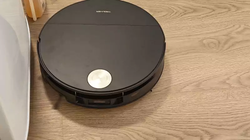 Моет полы без разводов и сам себя обслуживает: обзор Trouver S70 Ultra Roller