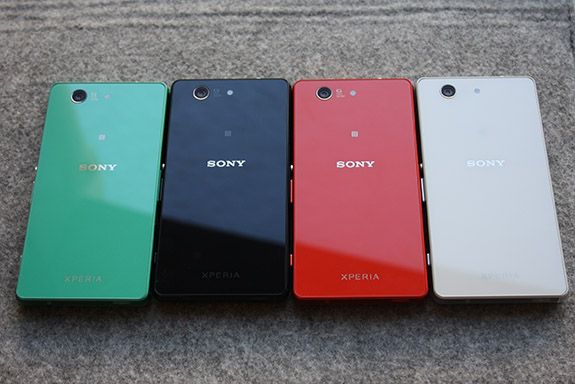 В сети появились фотографии смартфона Sony Xperia Z3 Compact