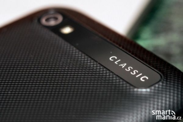 В сеть попали качественные фотографии нового BlackBerry Classic