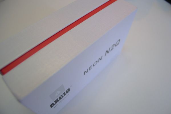 Обзор AXGIO Neon N2Q и AXGIO USB2.0 Charger