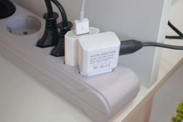 Обзор AXGIO Neon N2Q и AXGIO USB2.0 Charger