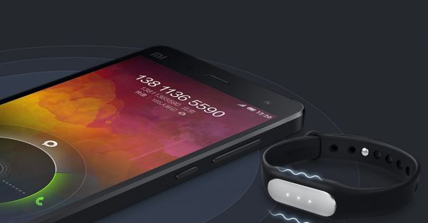 Браслет Xiaomi Mi Band распродан тиражом более 1 миллиона штук