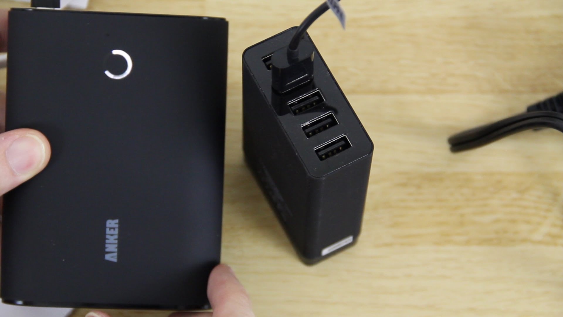 Портативное зарядное устройство Anker 40W