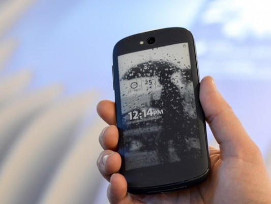 YotaPhone 2 едет в Китай