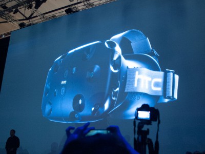 HTC Vive - шлем виртуальной реальности