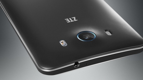 MWC 2015: ZTE представила первый в мире смартфон со сканером сетчатки глаза