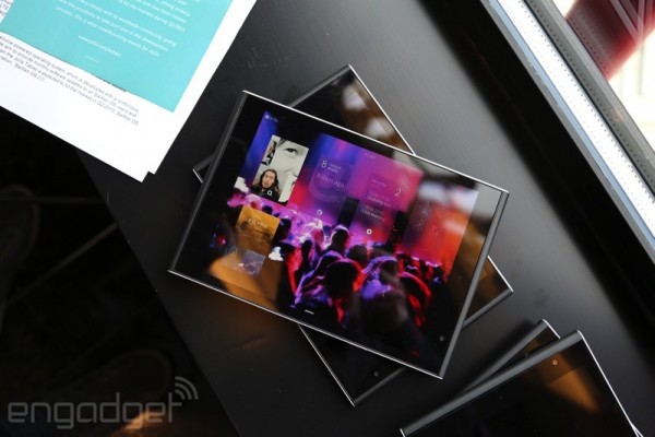 Живые фото: планшет Jolla Tablet