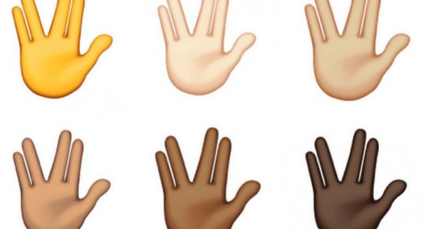 Apple добавит в свои ОС смайл Emoji с жестом Спока