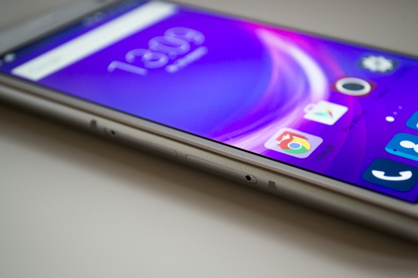 Обзор ZTE Blade S6