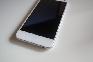 Обзор ZTE Blade S6