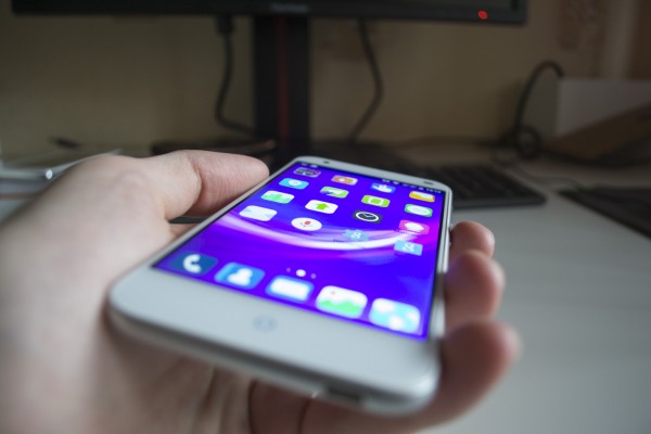 Обзор ZTE Blade S6