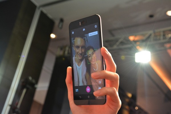 Новый ASUS ZenFone Selfie получил 13-мп фронтальную камеру