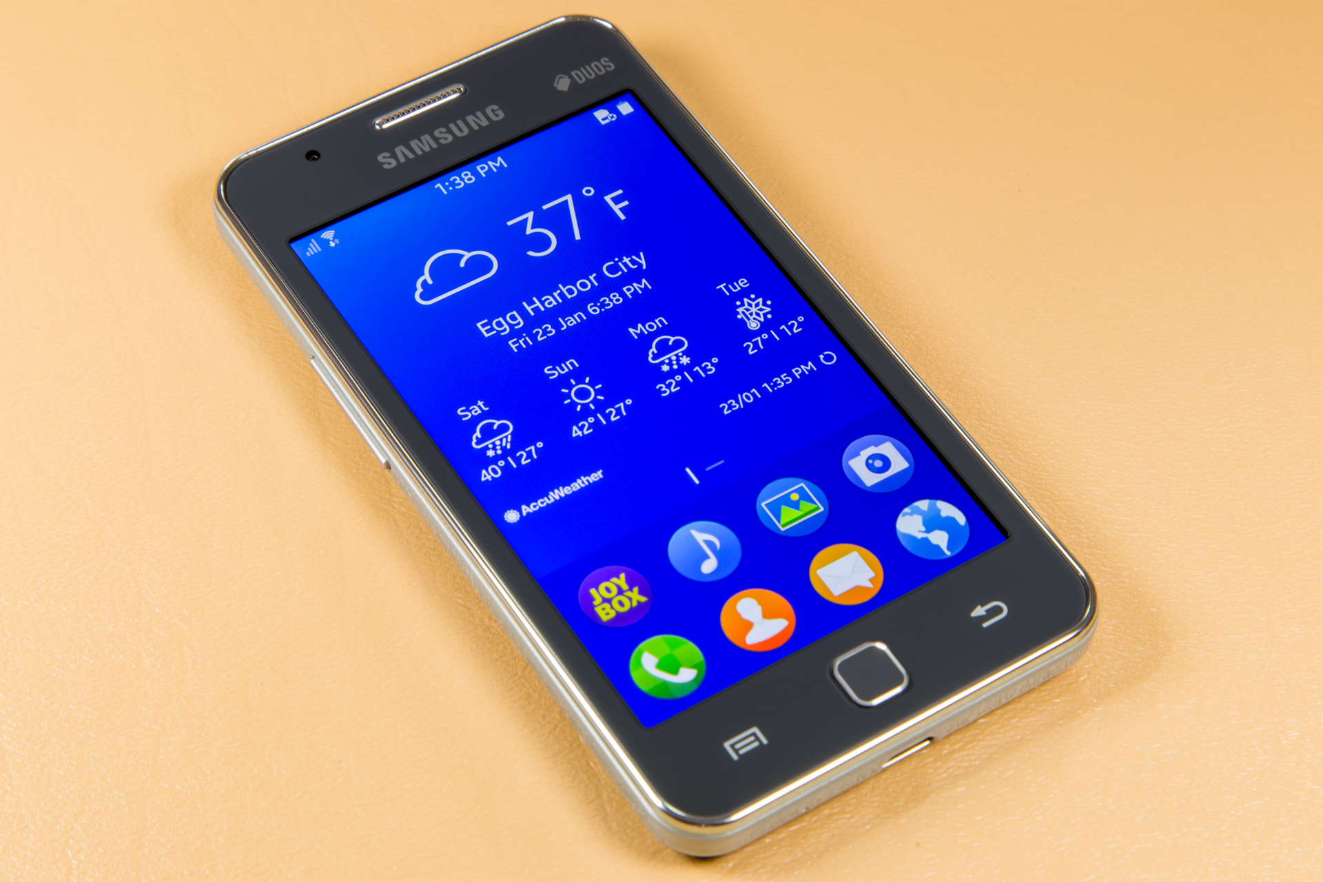 Phone launcher tizen wear. Samsung z1. Galaxy z 1. Самсунг тизен. Samsung z1 2014.