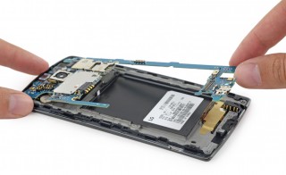 Смартфон LG G4 получил 8 баллов по шкале ремонтопригодности от iFixit
