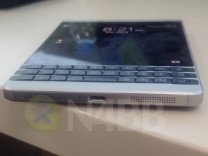 Неанонсированный смартфон BlackBerry Oslo показался на фотографиях