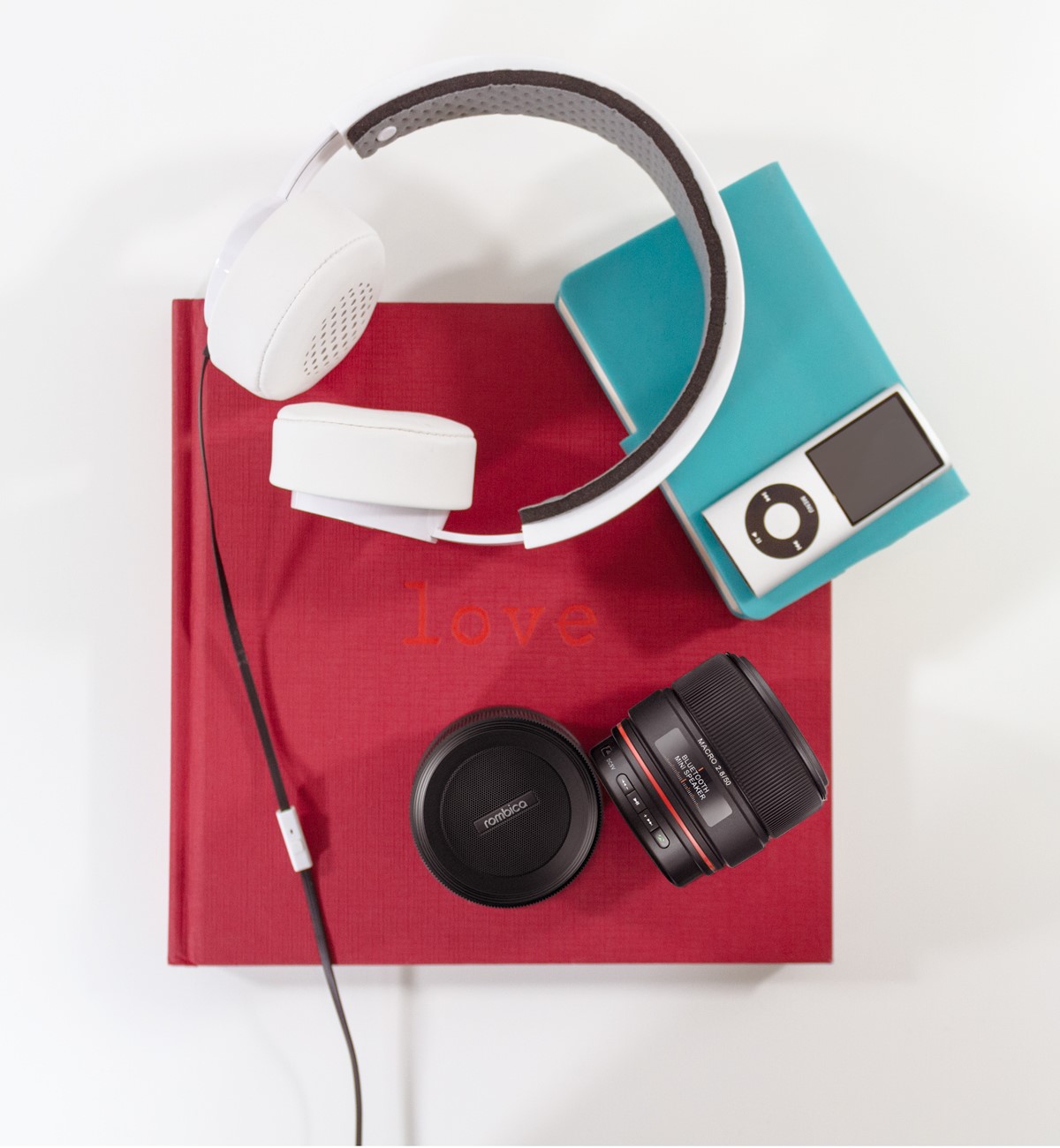 Rombica mysound BT-12: колонка для влюбленных в фотографию