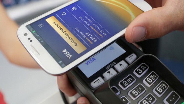 Российский «Сбербанк» уже готов работать с Apple Pay и Android Pay