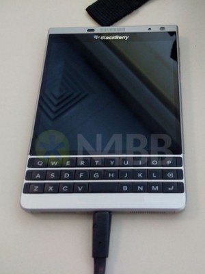 Две новые модели BlackBerry уже тестируются в Индии