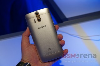 ZTE представила смартфон Axon