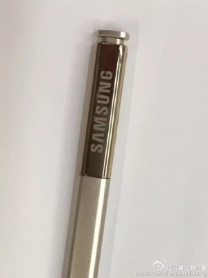 В сеть утекли живые фото Samsung Galaxy S6 Edge+ и нового стилуса S Pen