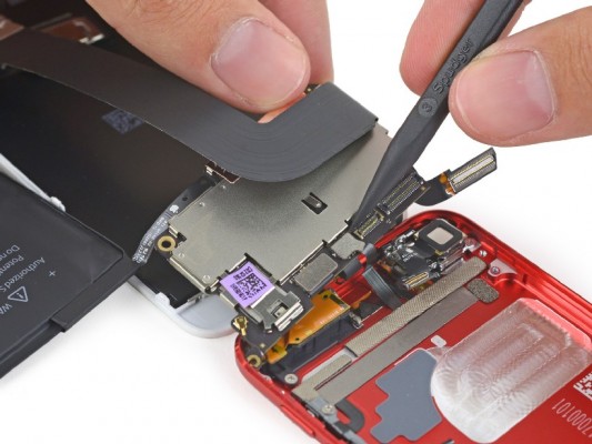 iPod Touch нового поколения попал в руки экспертов iFixit