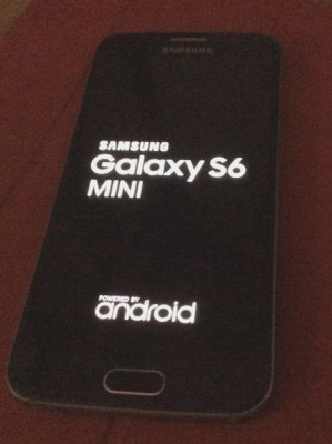 Samsung планирует выпустить мини-версию Galaxy S6
