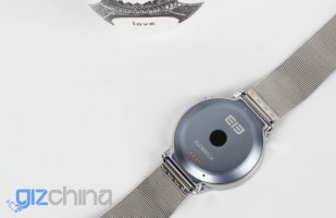 Компания Elephone представила свои первые умные часы ELE по цене 115 $
