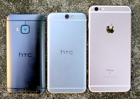 Топ-менеджер HTC: «Нет, это Apple скопировала нас»