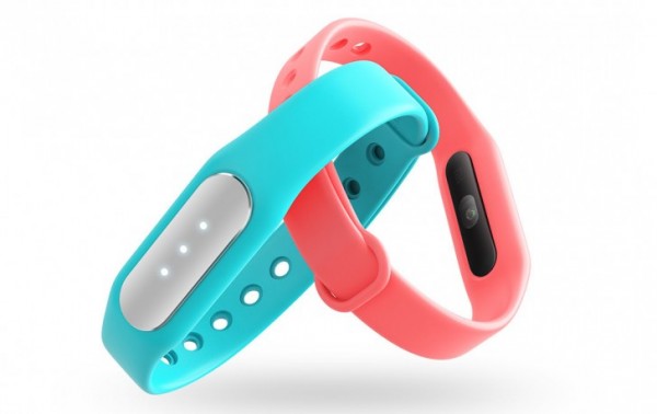 Xiaomi представила обновленный фитнес-браслет Mi Band 1S