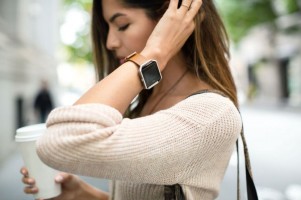 Fitbit представила умные часы Blaze с функциональностью полноценного фитнес-трекера