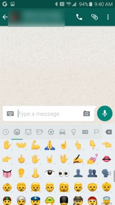 На Android вышла новая версия WhatsApp со свежими Emoji