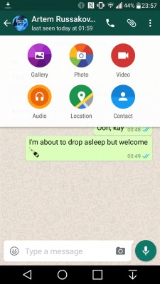 В WhatsApp теперь можно делиться документами