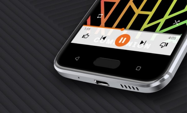 HTC 10 представлен официально: мощные характеристики и отличный дизайн