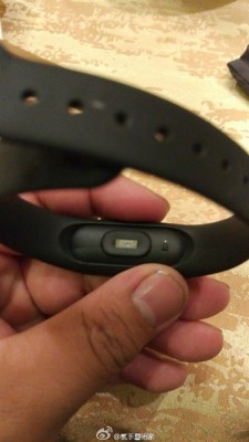 Новый Xiaomi Mi Band 2 стал более автономным