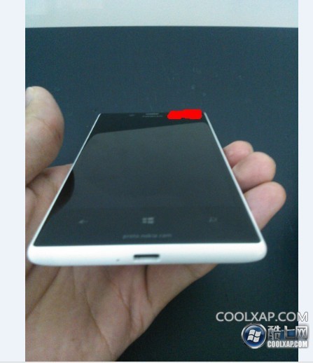 Новые фото Nokia Lumia 820 Arrow